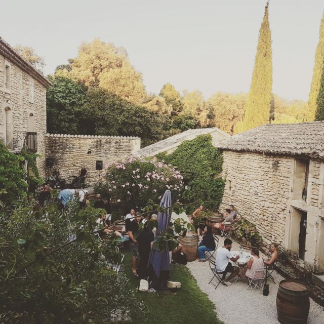 Encore une très bonne soirée au #domainesaintluc 
Merci à tous pour ce bon moment partagé avec vous 😁
Encore merci au groupe #song&shaker pour votre musique et votre bonne humeur et à #datt’sfood pour vos superbes burgers 
A très vite pour de nouvelles aventures 😉